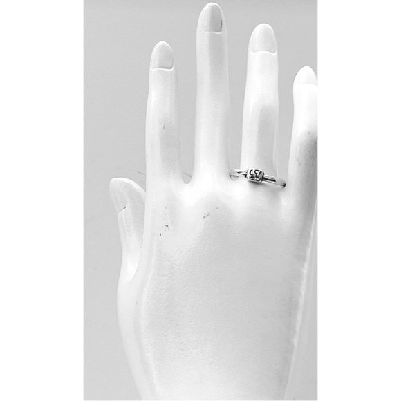 SATYA .925 Silver Om Symbol Ring - Picture 4 of 10